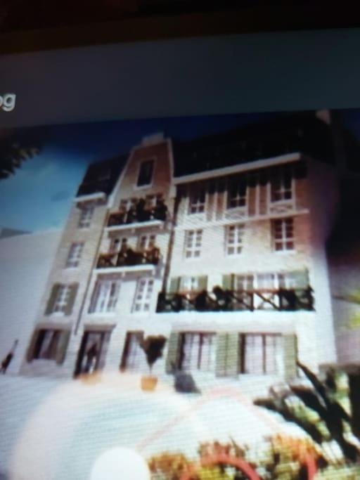 Studio Neuf A Louer A Dinard 3 Nuits Minimum Esterno foto